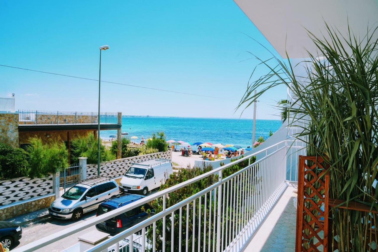 Fronte Mare In Centro Covered Parking توري لابيلو المظهر الخارجي الصورة